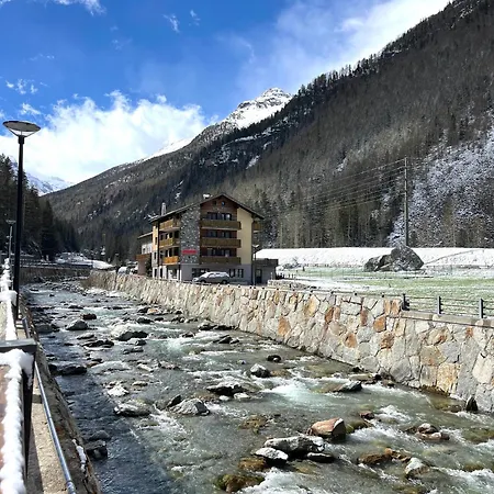 House Laerchenheim Hostel