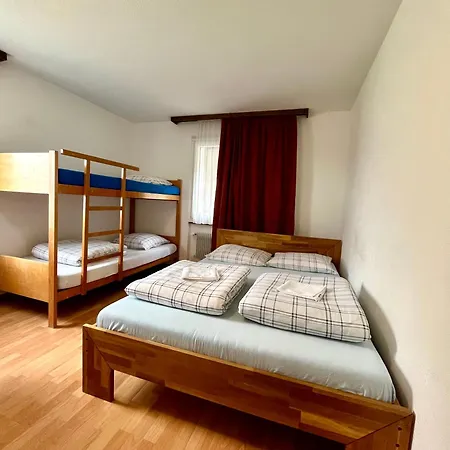 House Laerchenheim