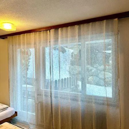 Hostel House Laerchenheim *