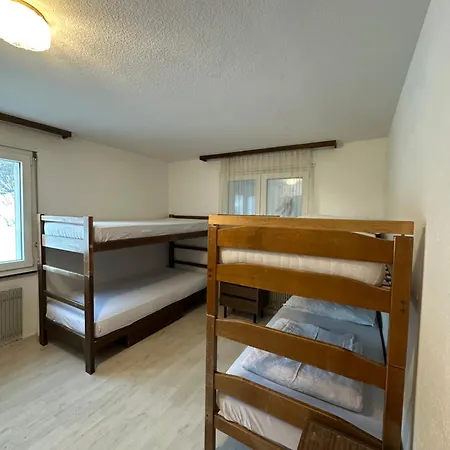 House Laerchenheim * Saas-Balen