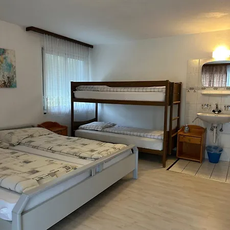 Albergue House Laerchenheim Saas-Balen