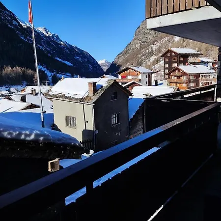 Ostello House Laerchenheim *