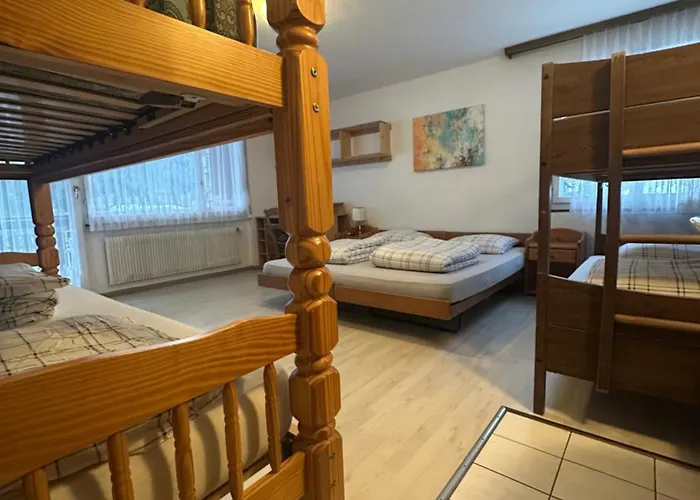 Hostel House Laerchenheim