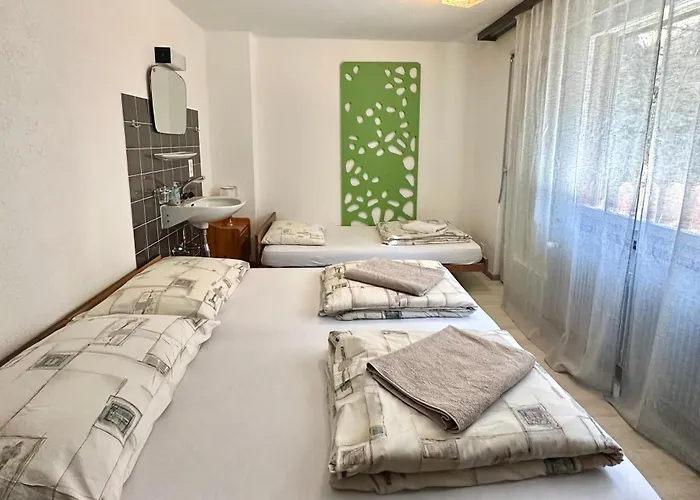 Hostel House Laerchenheim Saas-Balen