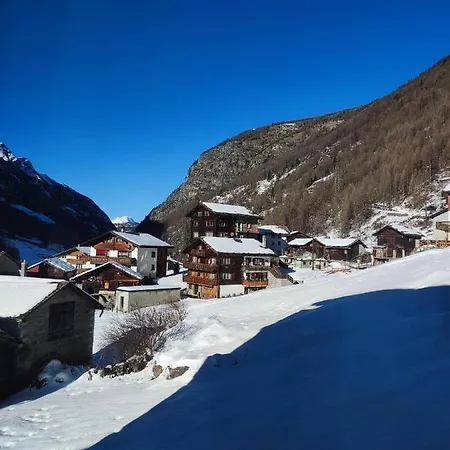 بيت شباب House Laerchenheim Saas-Balen