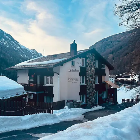 Hostel House Laerchenheim *
