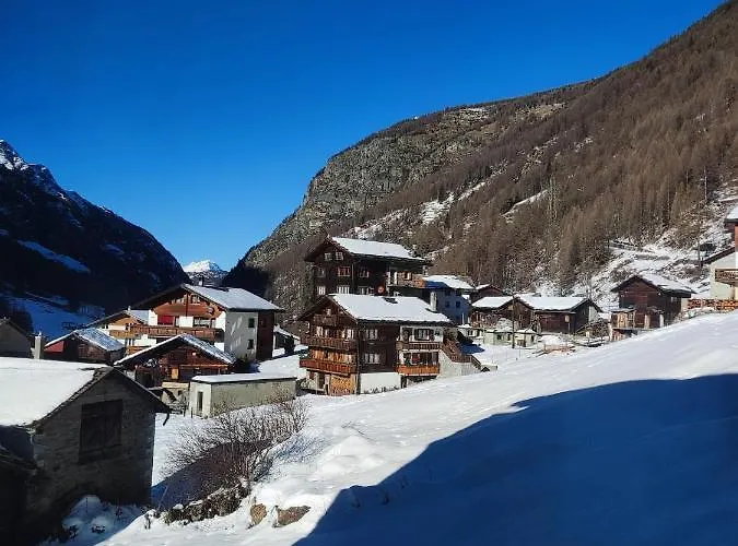 Hostel House Laerchenheim Saas-Balen